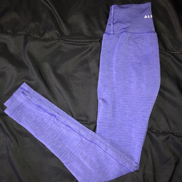 Alphalete Revival Leggings - Picture 2 of 3